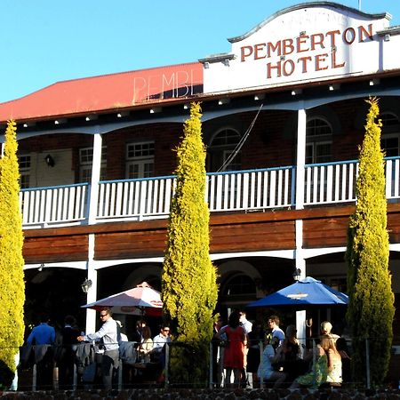 Best Western Pemberton Hotel Exterior foto